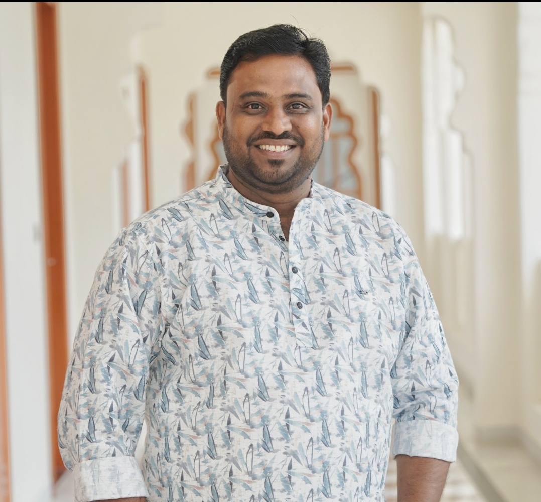 Vasu JAIN
